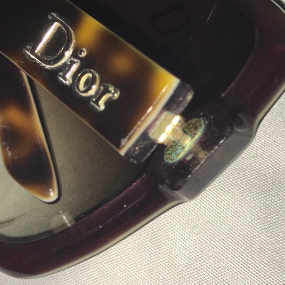 Dior Sunglass w/ Setup - Picture 8 of 13